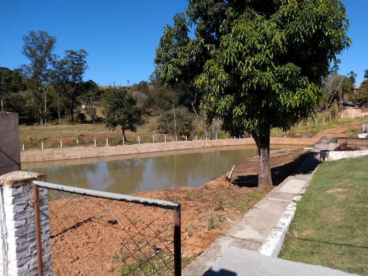 Sitio Dos Rodrigues Villa Lindoia Bagian luar foto