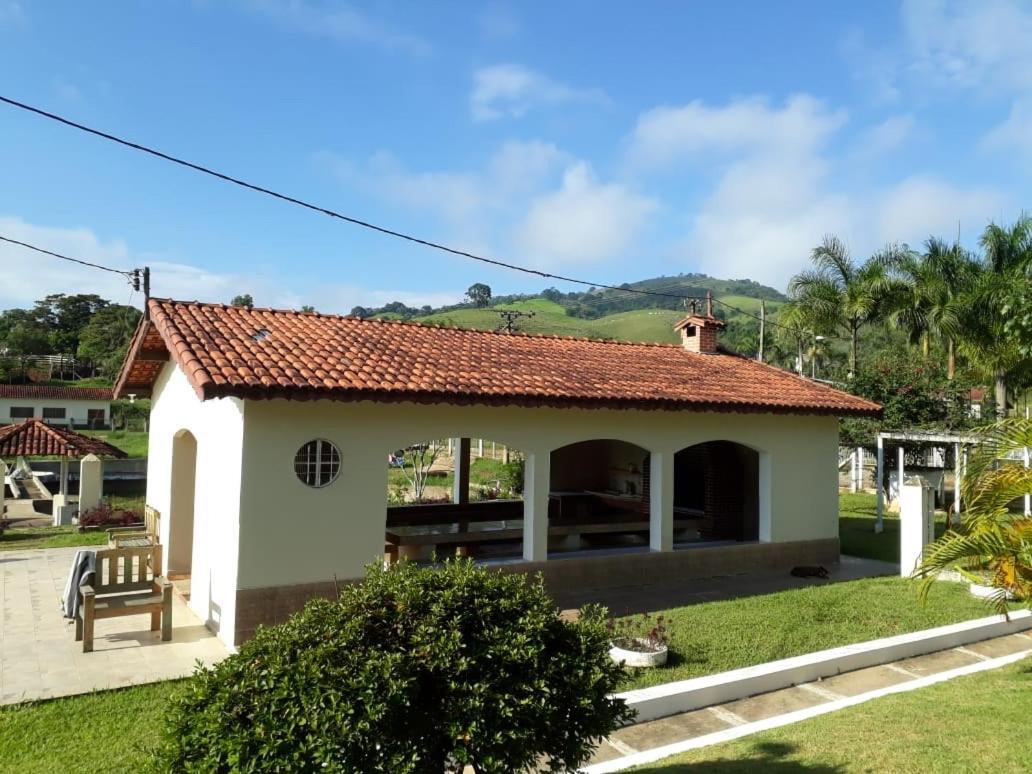 Sitio Dos Rodrigues Villa Lindoia Bagian luar foto